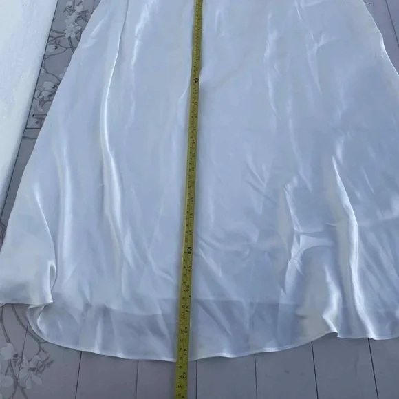 Linea Donatella White and Silver Embellished Dress - Picture 5 of 5